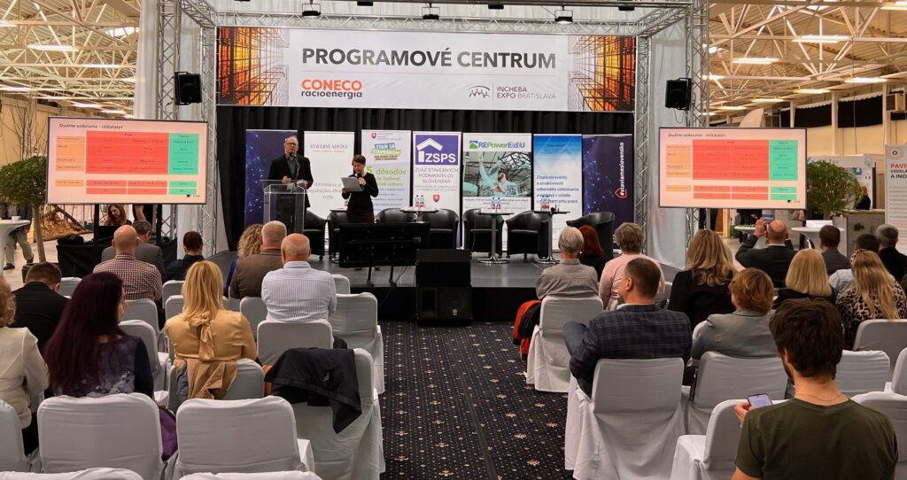 AI mení podobu 0404