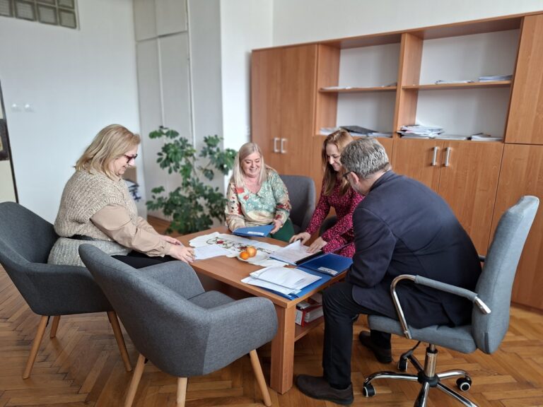 Hodnotiaca návšteva na SOŠ obchodu a služieb NMnV