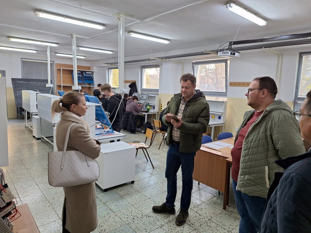 soš technická hlohovec hodnotiaca návšteva